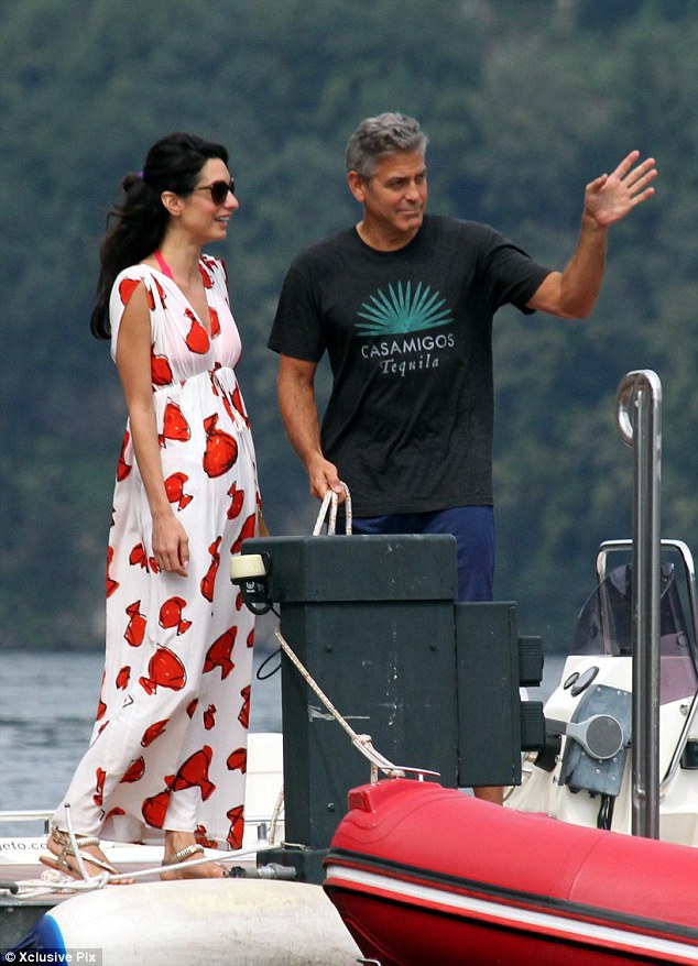 Амаль Аламуддин и Джордж Клуни на озере Комо