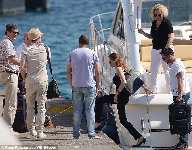 Анджелина Джоли и Бред Питт на яхте