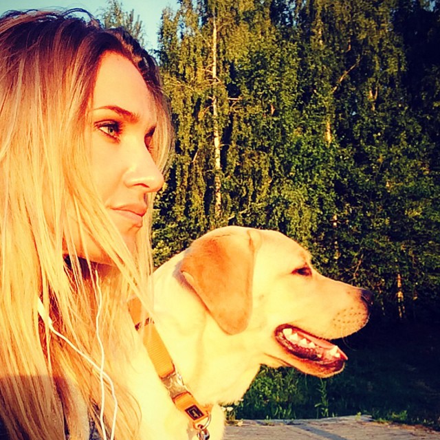 Юлия Ковальчук с собакой